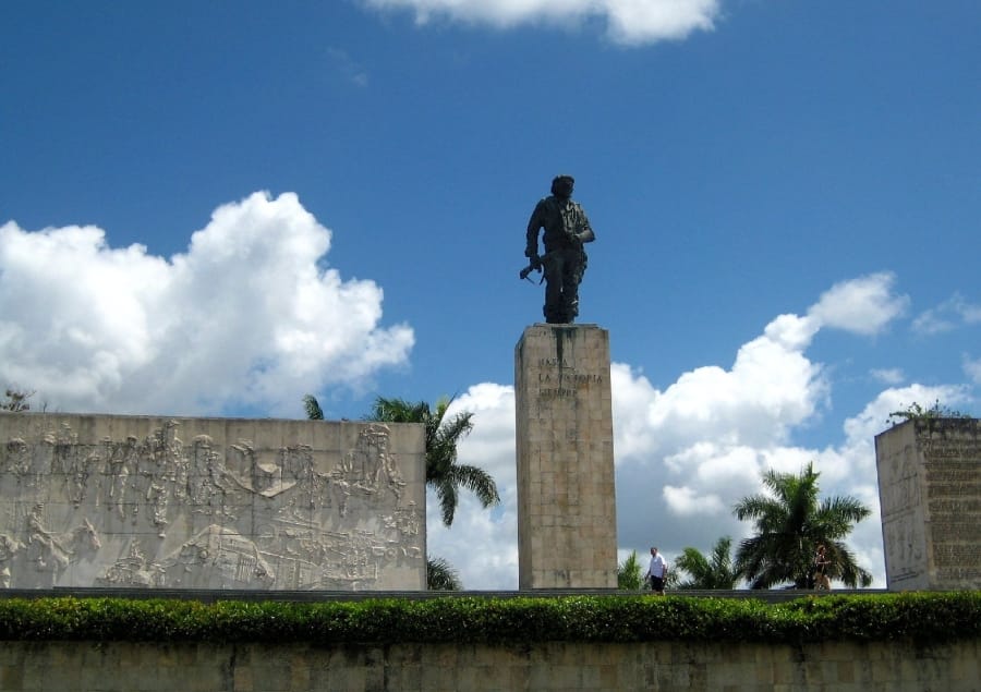 TravelXL-van-Limburg-CUBA-Mausoleum-Che-Guevara