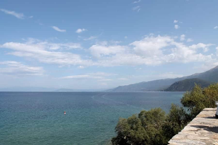 TravelXL-van-Limburg-MACEDONIE-uitzicht-meer-Ohrid